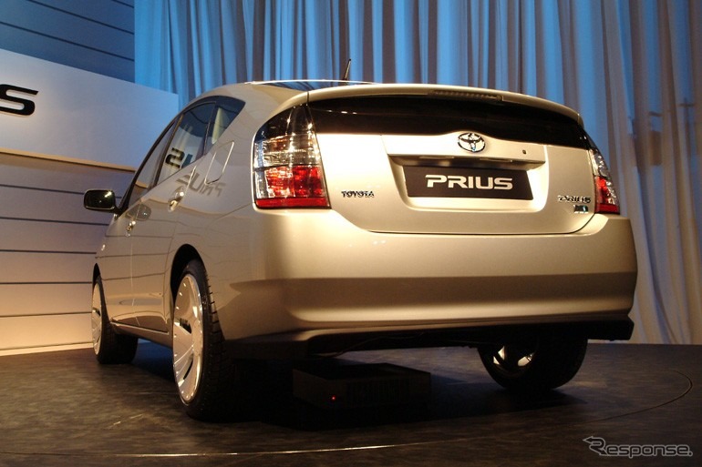 【新型トヨタ『プリウス』写真蔵】いま見せられるのはここまでだけど……