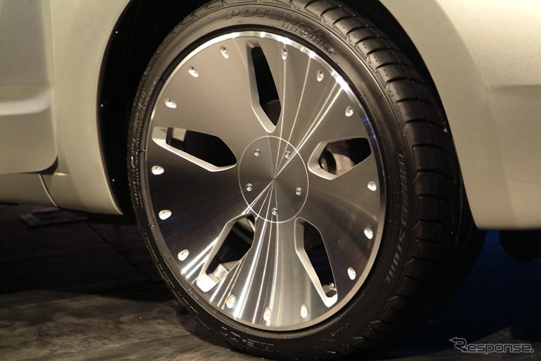 【新型トヨタ『プリウス』写真蔵】いま見せられるのはここまでだけど……