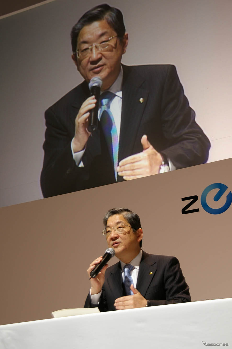志賀俊之COO（30日に行われた発表会見）