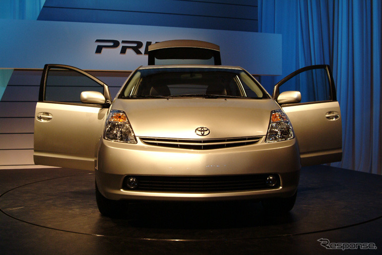 【トヨタ新ハイブリッド】アルミをあちこちに採用---軽量化には力を入れた