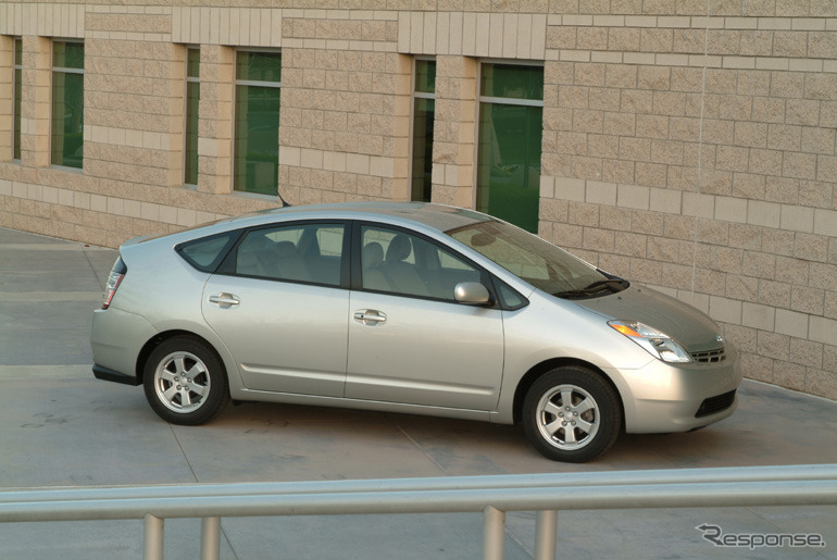 【トヨタ新ハイブリッド】アルミをあちこちに採用---軽量化には力を入れた