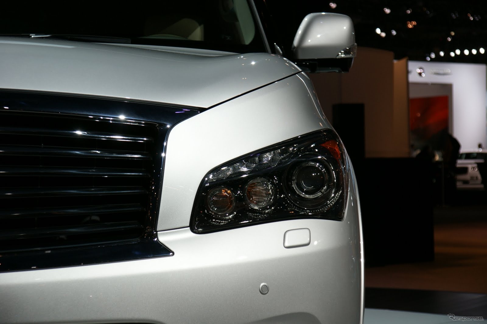 インフィニティ QX56