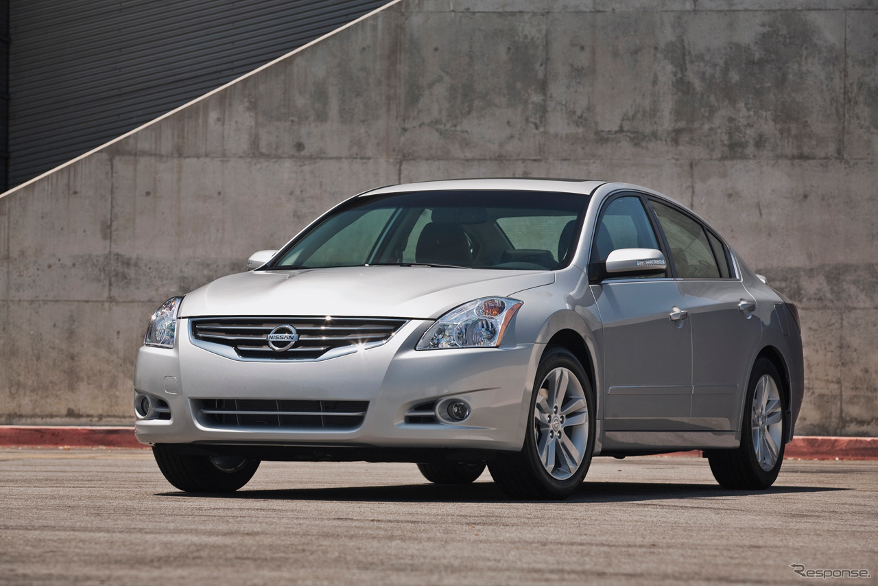 アルティマセダン