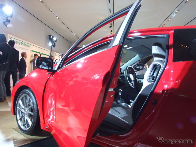 CR-Z