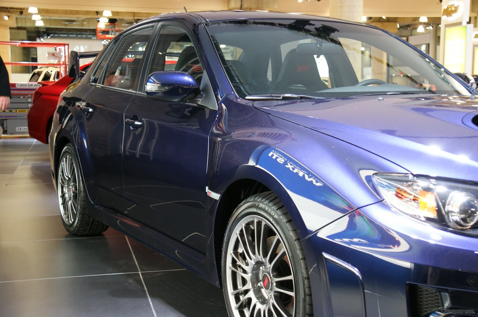スバル インプレッサWRX STI（4ドアセダン）