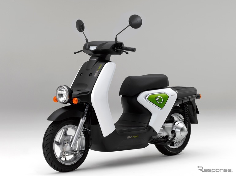 ホンダ、電動二輪車 EV-neo を12月発売へ