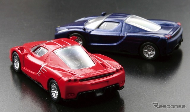 車種ごとに設定したカラーは、実車にも存在したカラーバリエーションだ