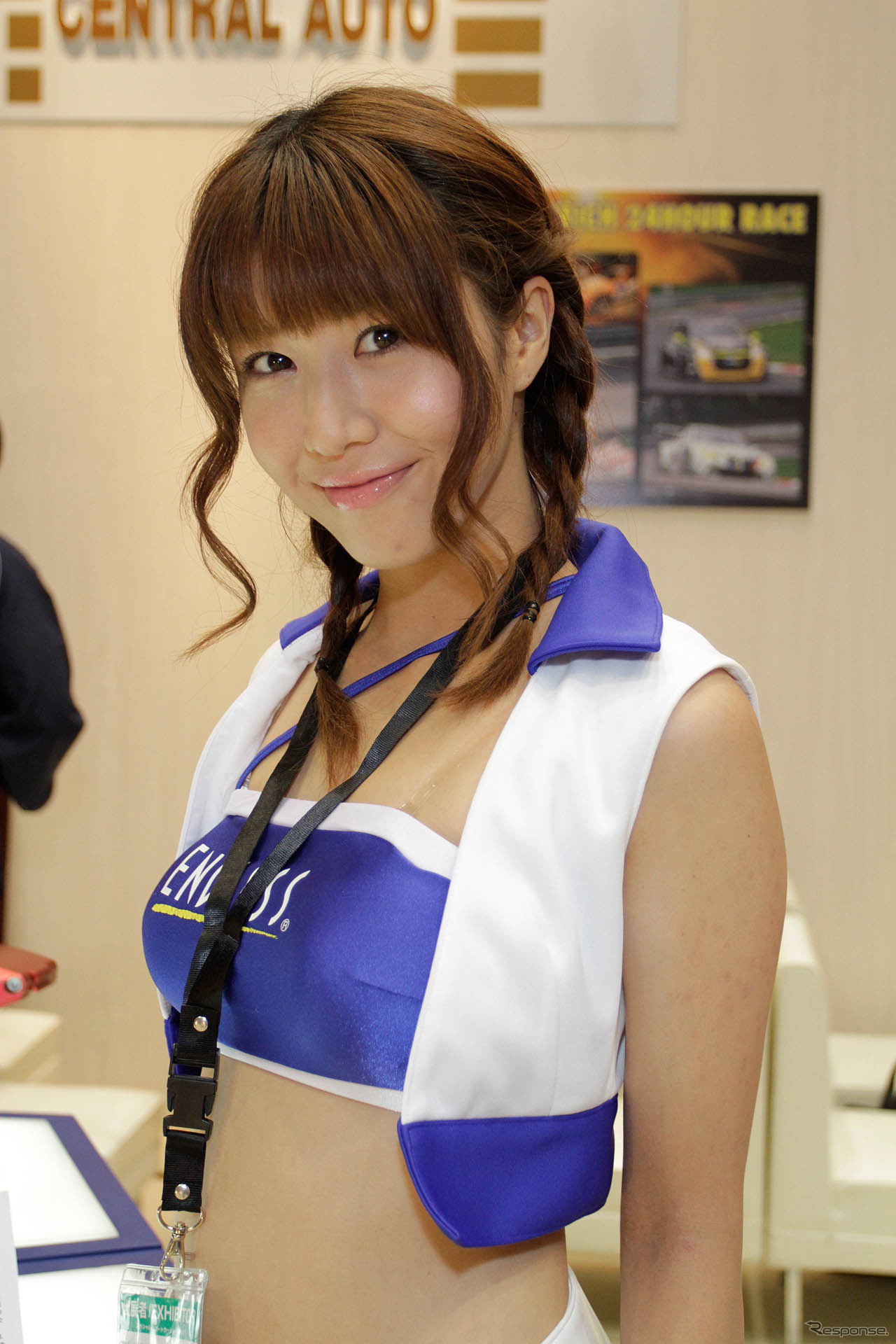 コンパニオン写真蔵（写真＝池田忍）
