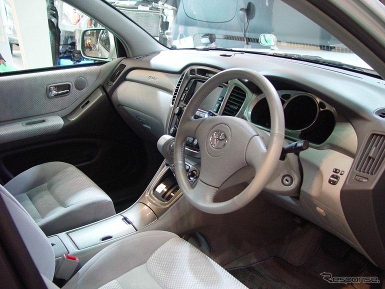 【人とくるまのテクノロジー】普段見られない、こんなクルマも……乗れる!