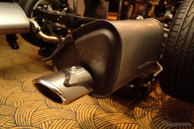 【スバル『レガシィ』発表】スパッと曲がって、ズバッと止まる