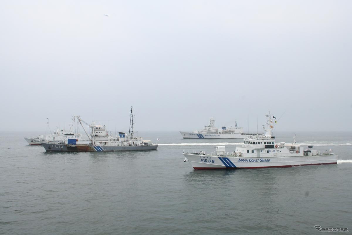 関門海峡東口南方海域で、容疑船を発見