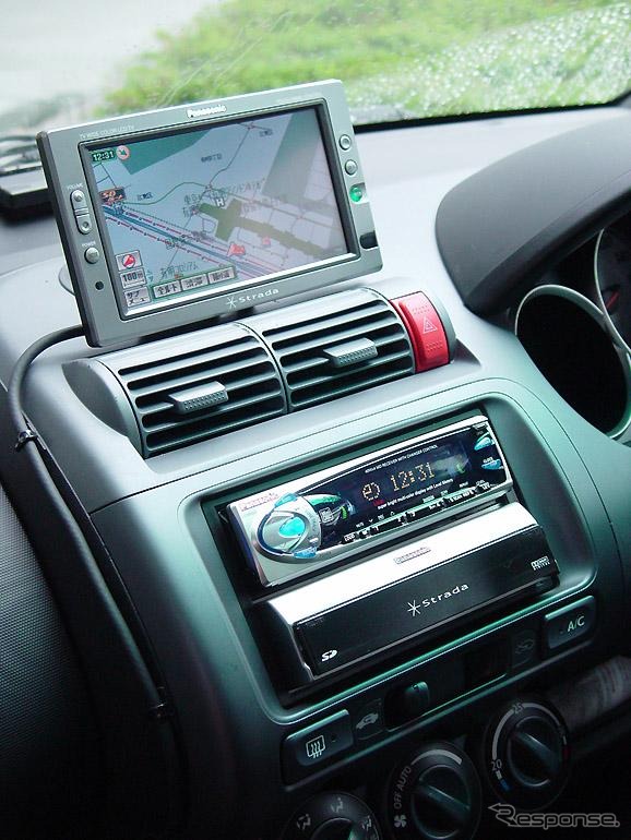 【パナソニック・ストラーダ】カーナビの統一ネーミング立ち上げと同時に4モデルを発表