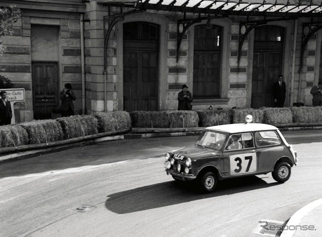 Miniクーパー。モンテカルロラリー、1964年、パディ・ホップカーク/ヘンリー・リッドン組