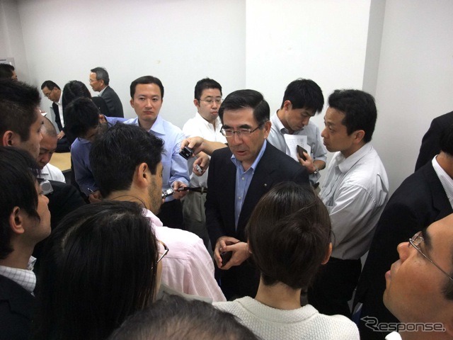 決算発表記者会見