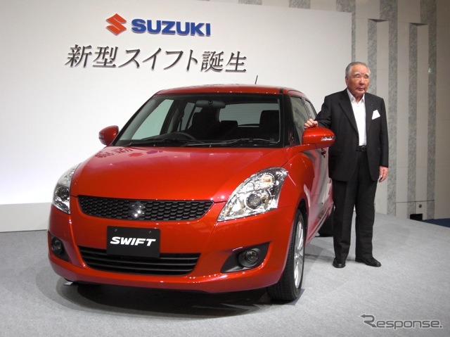 スイフト新型