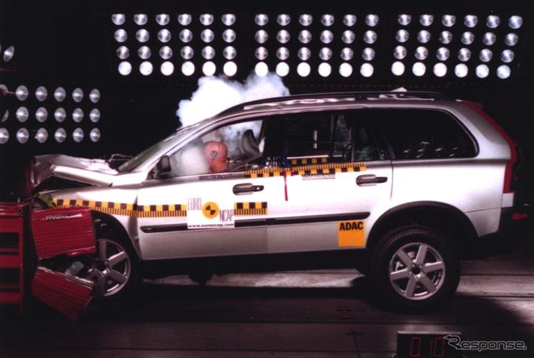 【ユーロNCAP】ボルボ『XC90』がPで最高の5ツ星を獲得★★★★★