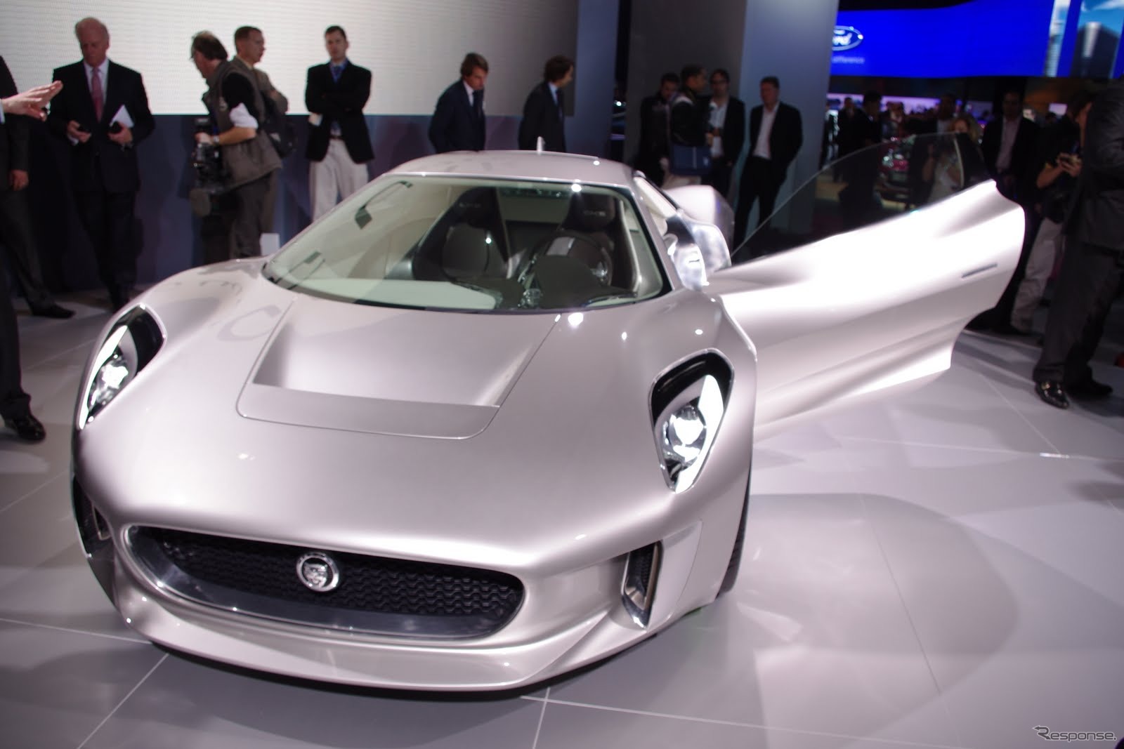 ジャガー C-X75