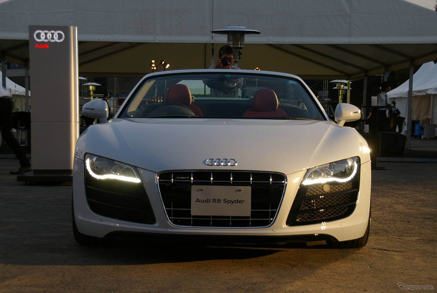 R8スパイダー