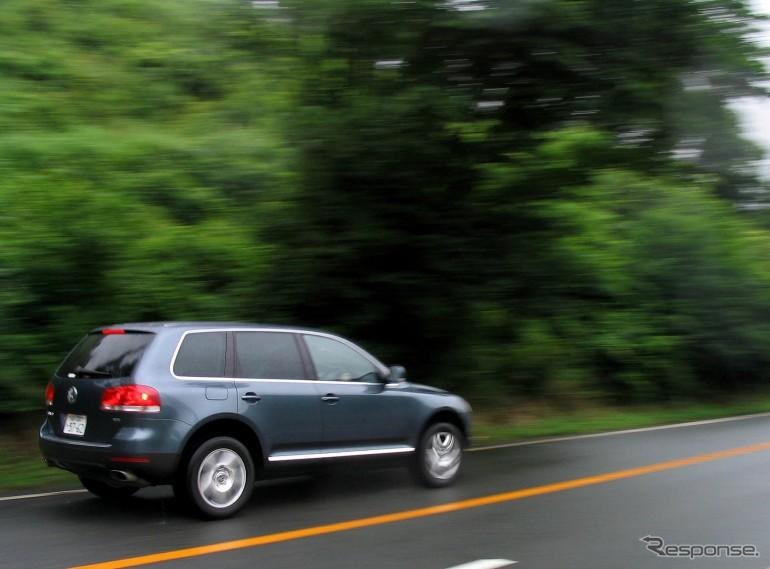 プレミアムSUV・VW『トゥアレグ』---オン/オフ走りの写真蔵