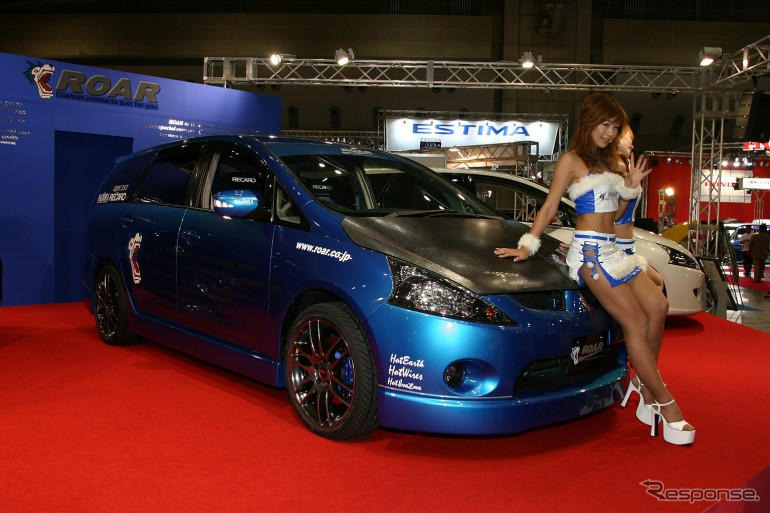 【オートギャラリー2003写真蔵】三菱の今年の主役は『グランディス』
