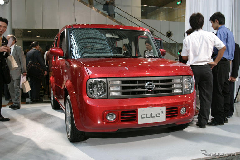 【日産『キューブ・キュービック』発表】インテリアは「スーパー・コンビニエンス」