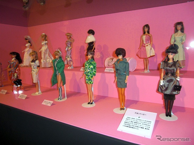 （C）2010 Mattel, Inc.