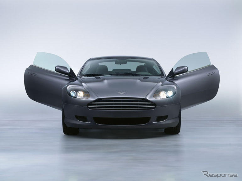 アストンマーチン『DB9』---DB7後継、V12バンキッシュの弟分