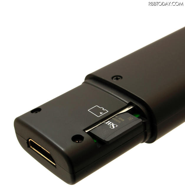 microSD/microSDHCカードスロット（カードは別売） microSD/microSDHCカードスロット（カードは別売）