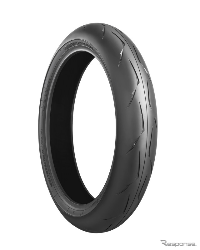 BATTLAX RACING R10
