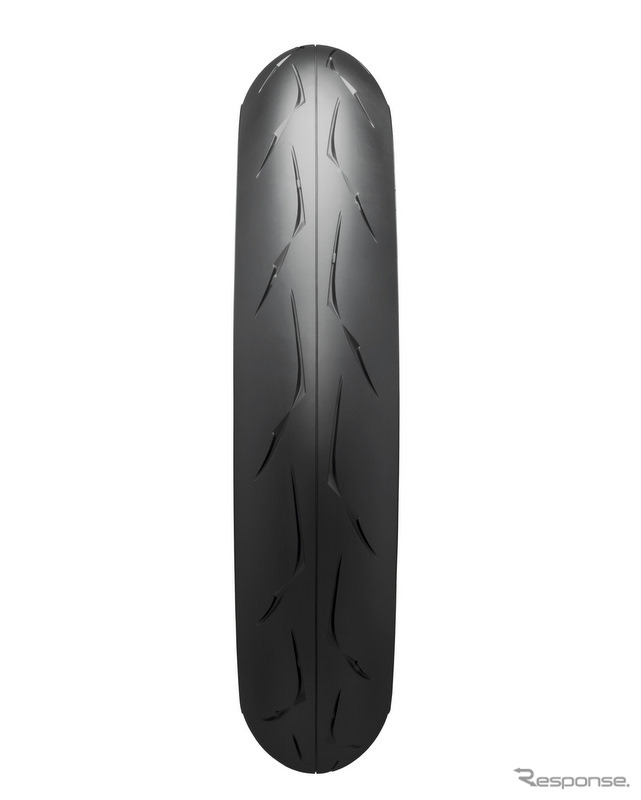 BATTLAX RACING R10