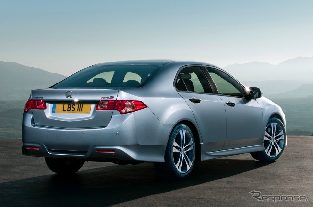 ホンダ アコード 2011年モデル