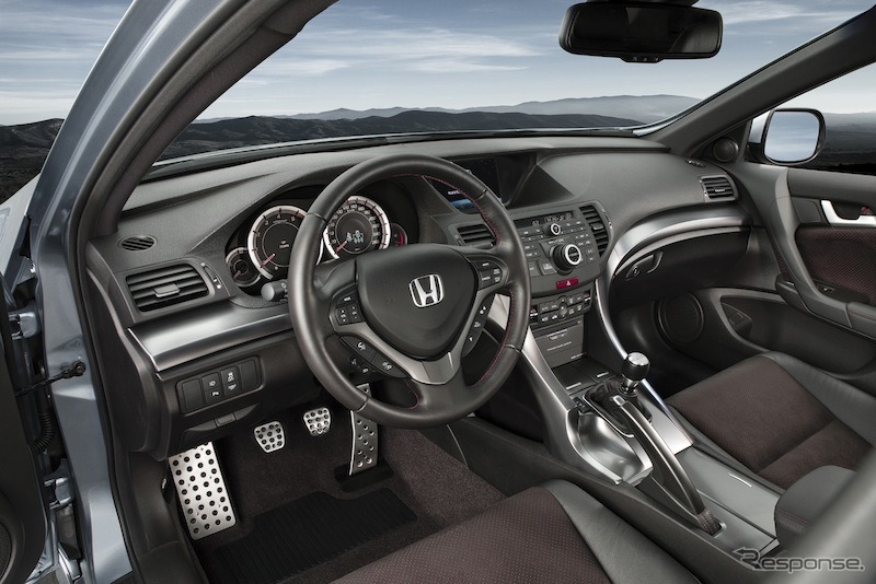 ホンダ アコード 2011年モデル