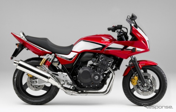 CB400 SUPER BOL D'OR（キャンディーブレイジングレッド）