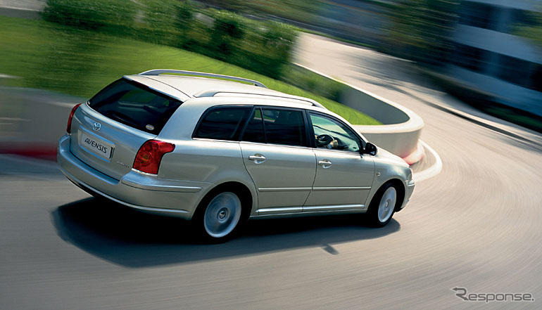 【トヨタ『アベンシス』発表】ベクトラ、パサート、相手に不足無し