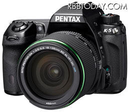 標準の「PENTAX　K-5」（レンズキット） 標準の「PENTAX　K-5」（レンズキット）