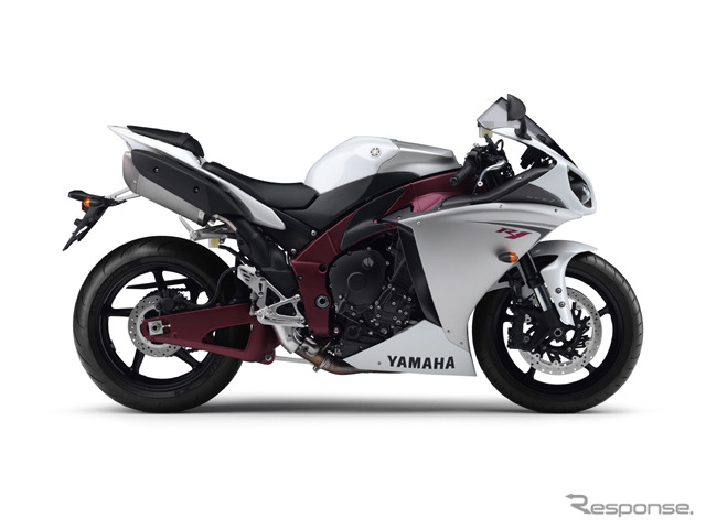 YZF-R1 ディープパープリッシュブルーメタリックC