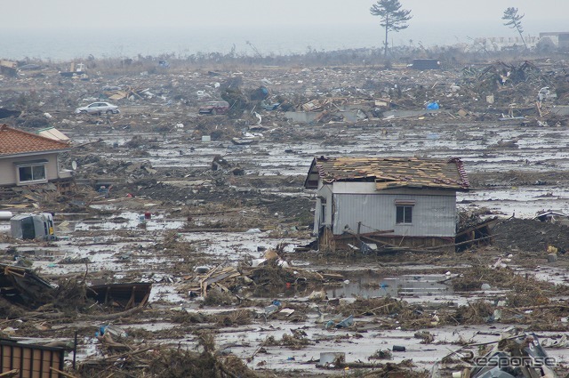 東日本大震災 津波で壊滅的な被害を受けた海沿いの街（宮城県山元町付近）
