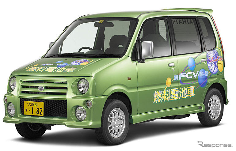【東京ショー2003速報】家族で楽しむ---環境体験ランドでFCVに試乗