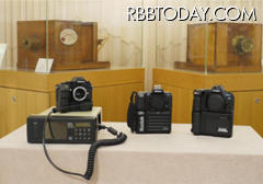 デジタル一眼レフカメラ、コダック 左から「DCS100」「DCS200」「EOS-DCS」