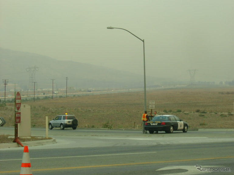 想像を絶する山火事に生活道路も寸断
