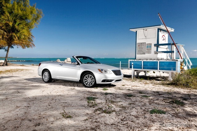 クライスラー200コンバーチブル