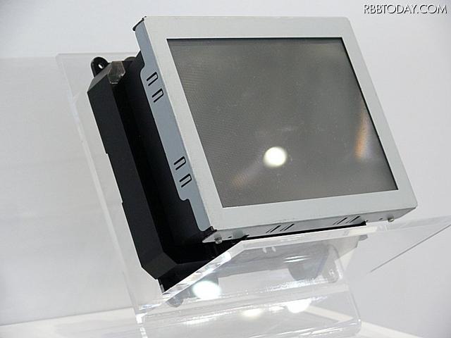 組込み機器向けに提供されるフローティングビジョンのモジュール（5.7型）