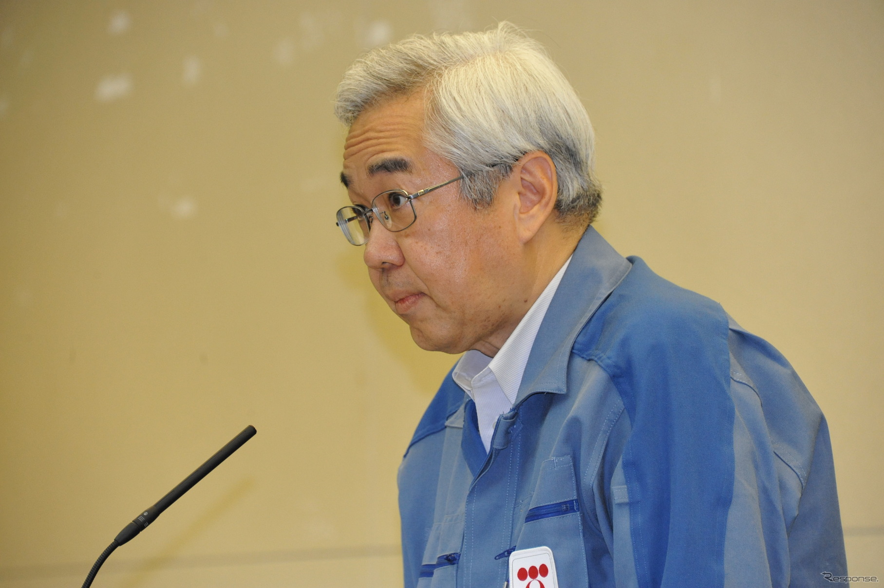 工程表見直し会見に臨む武藤栄副社長（17日・東電本店）