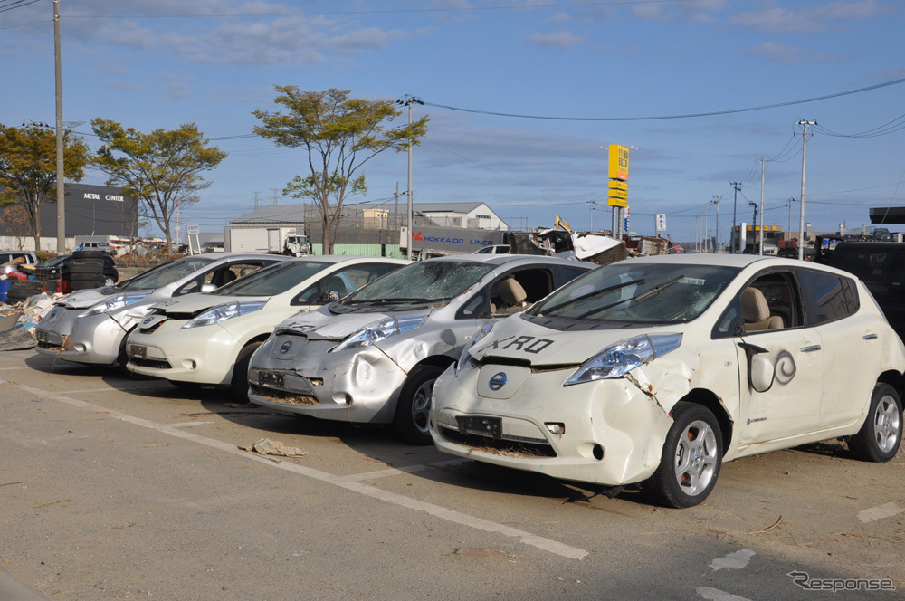 新車のEVリーフも津波による被害を受けた