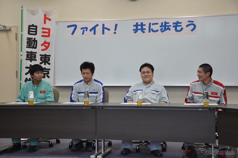 東北出身の学生が会見に参加した