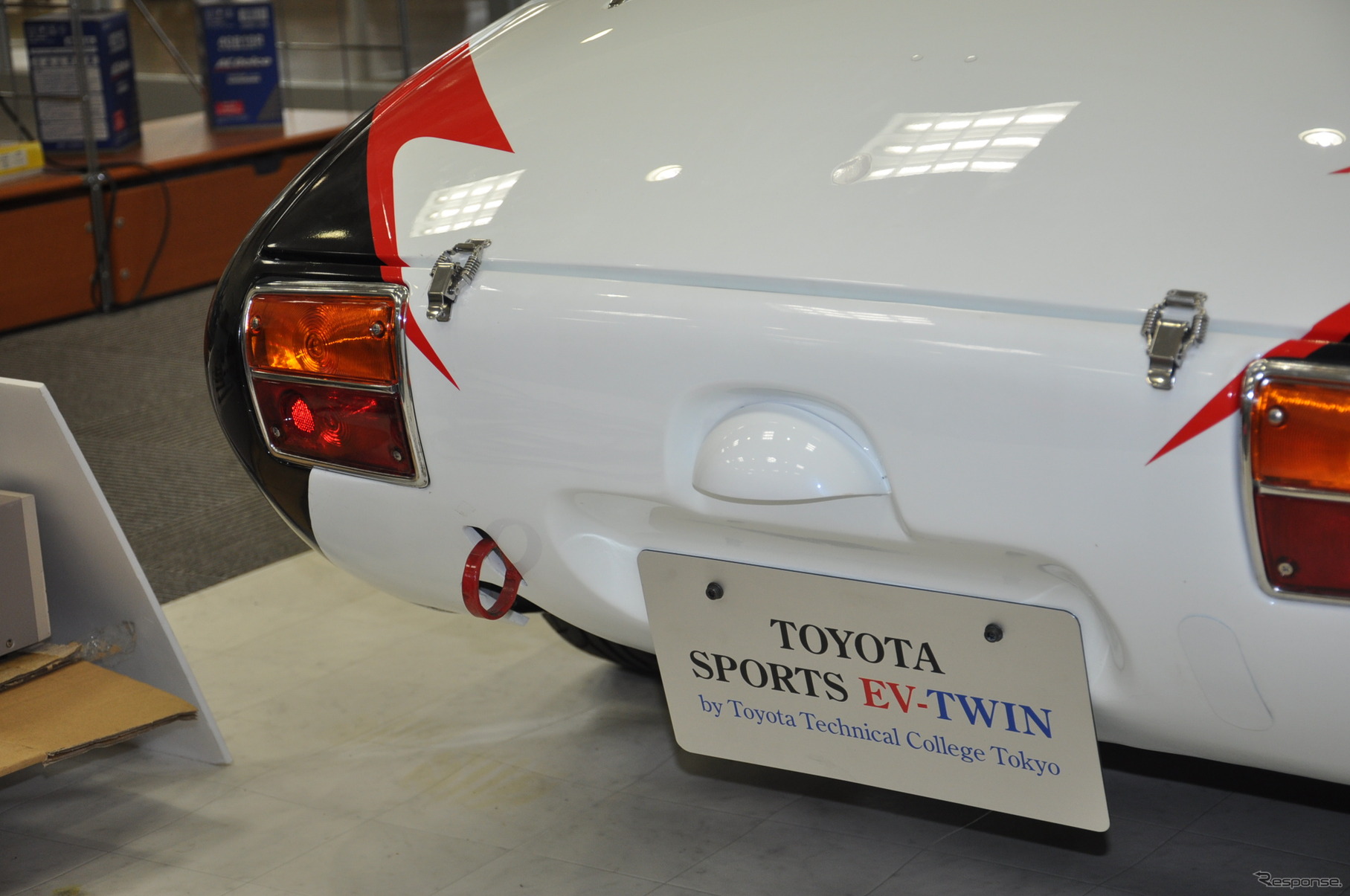 トヨタ東京自動車大学校 トヨタ スポーツ800 改造EV 2号車