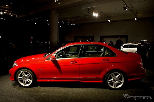 メルセデスベンツCクラス新型、ファイアオパール