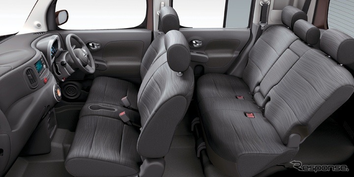 日産 キューブ 15X/15X FOURこもれびグリーンセレクション