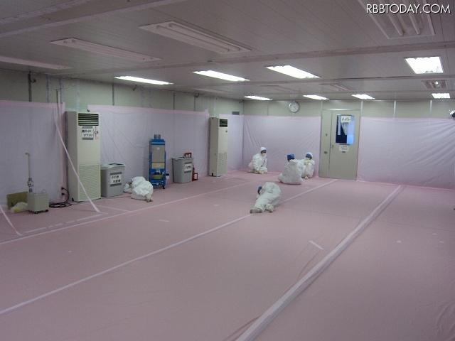 免震重要棟前休憩所室内部（5月19日撮影） 