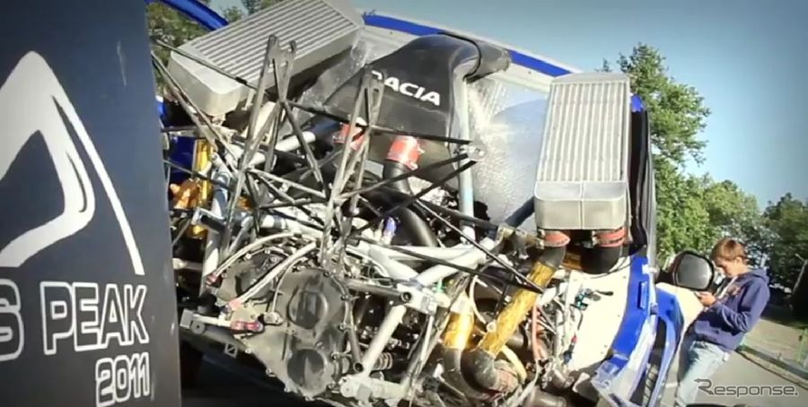 日産GT-Rのエンジンをフルチューンして載せたダチアダスター（動画キャプチャー）